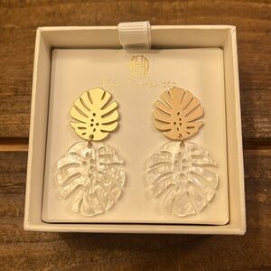 House of Harlow earrings - monstera gold & iridescent white - brand new in box